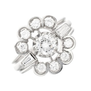 Bague or blanc diamants...