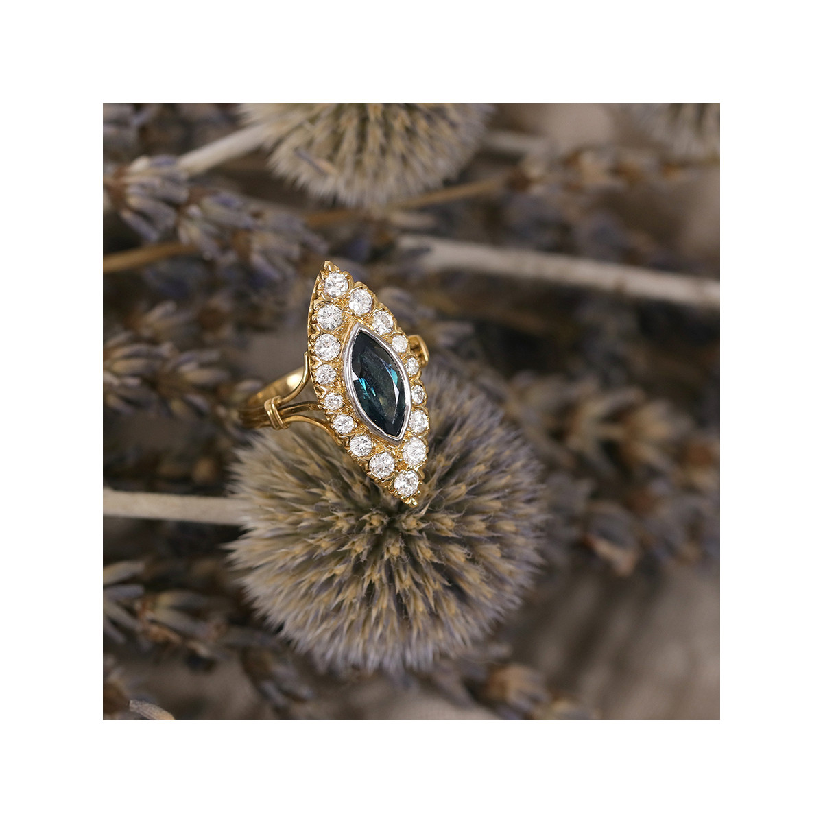 Bague Victoirienne Marquise En Or Rose 18k - Saphir Bleu 0.50ct Et 34 Diamants - Occasion