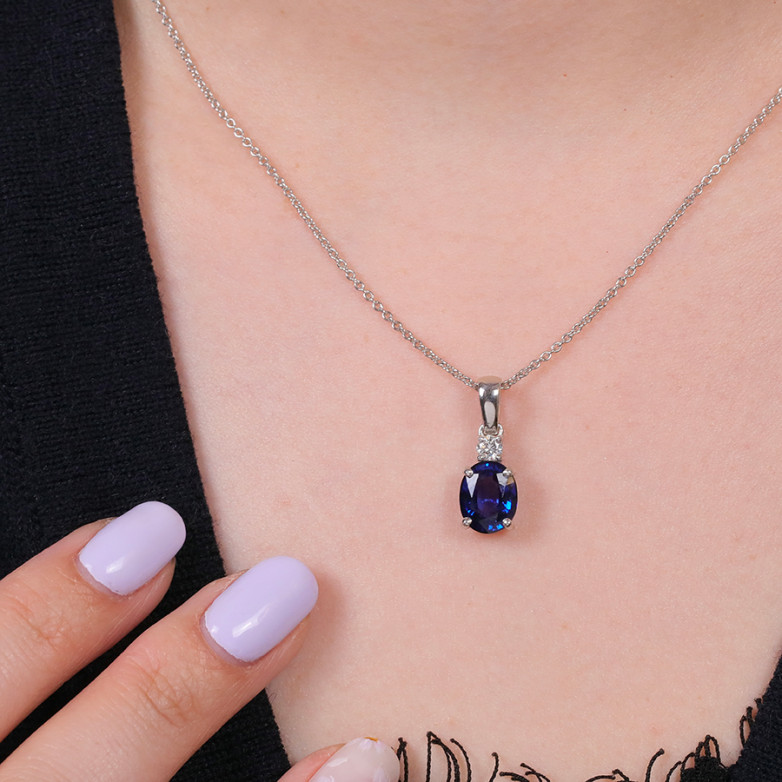 Pendentif saphir 2.92... Pendentif saphir 2.92...