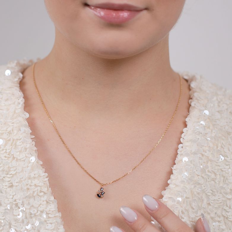 collier or jaune saphir et diamant(s) collier or jaune saphir et diamant(s)
