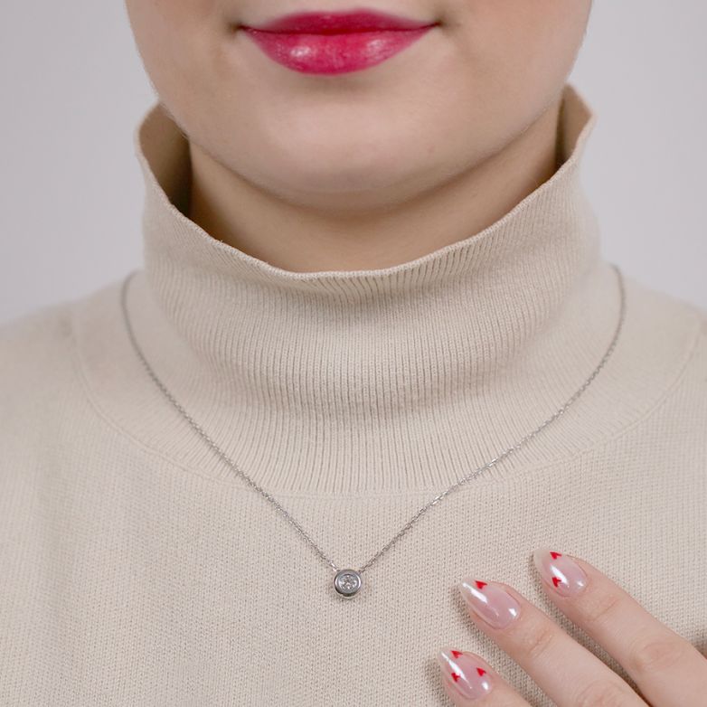 collier or gris diamant (s) collier or gris diamant (s)