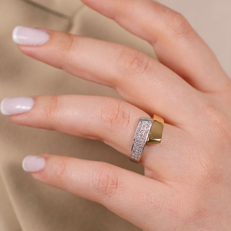 Bague or jaune diamant (s) Bague or jaune diamant (s)
