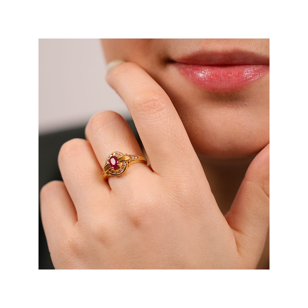 Bague Or 18 Carats Avec Rubis Et Diamants 0,20 Carat - Taille 54 - 3,82 G - Occasion