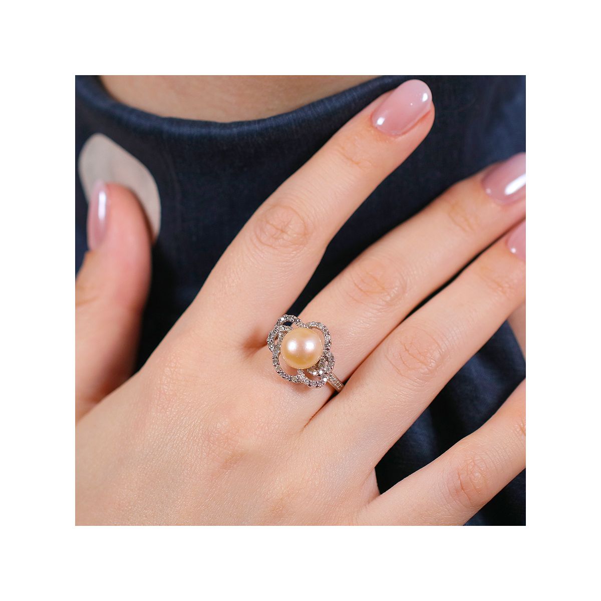 Bague En Or 18 Carats Avec Perle Et Diamants (0.02 Carat) - Poids 6.17 G - Occasion
