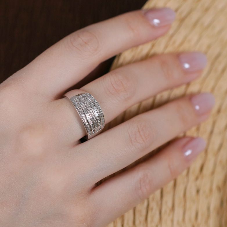 Bague or gris diamant (s) 