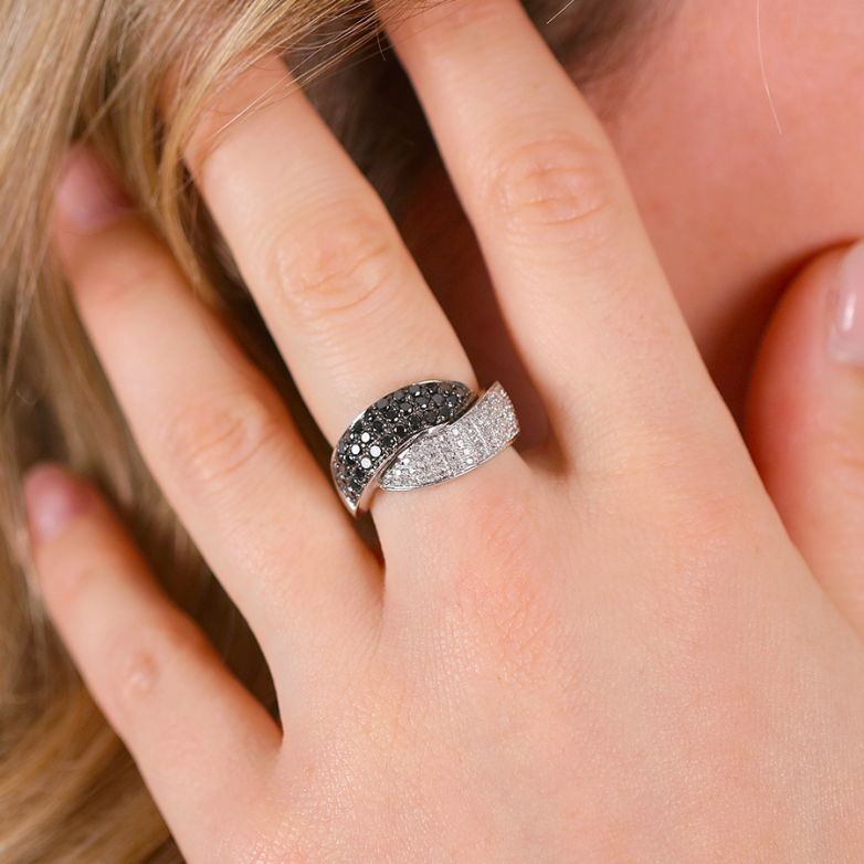 Bague or gris diamant (s) 