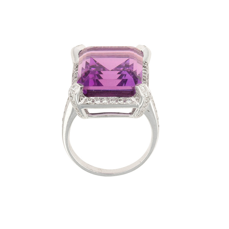 Bague améthyste 16 carats...