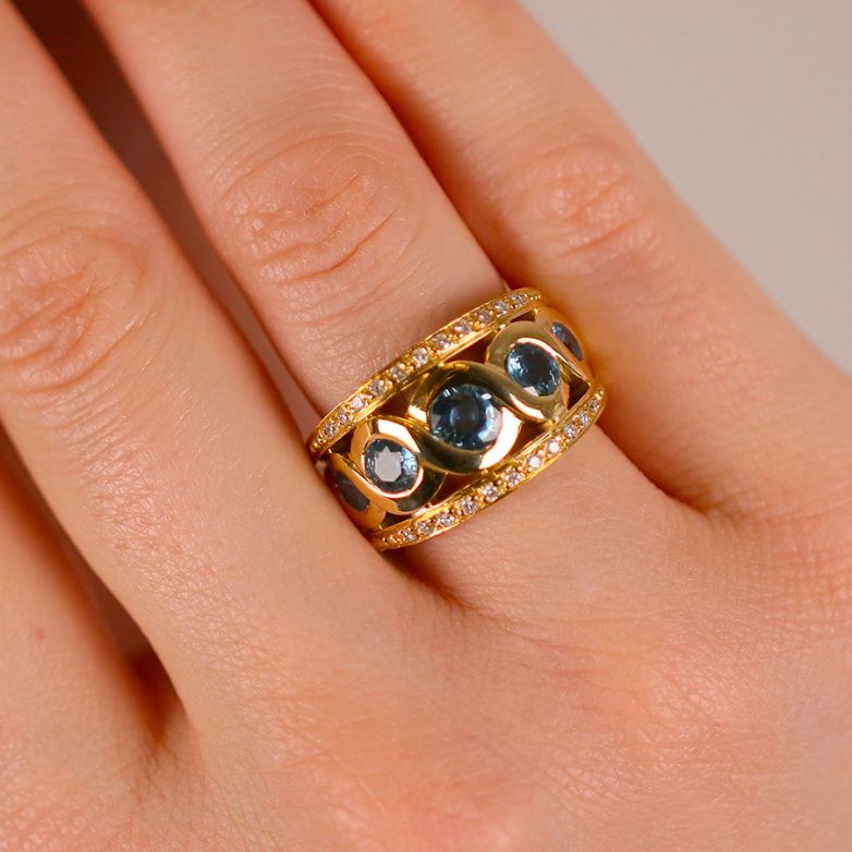 Bague or jaune saphir et diamant(s) 