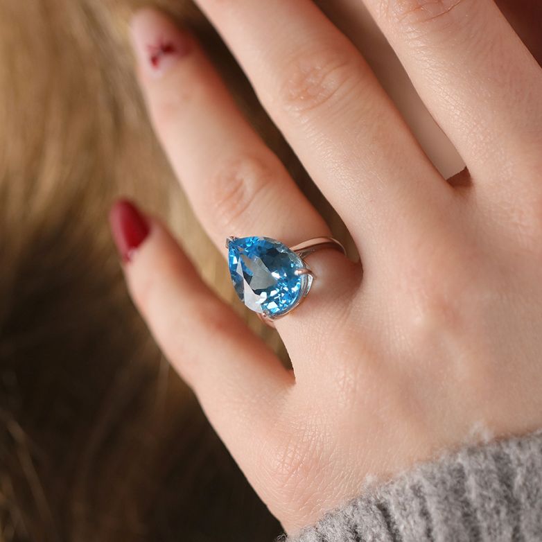 Bague or gris Topaze 