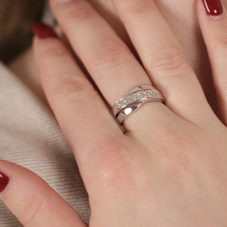 Bague or gris diamant (s) 