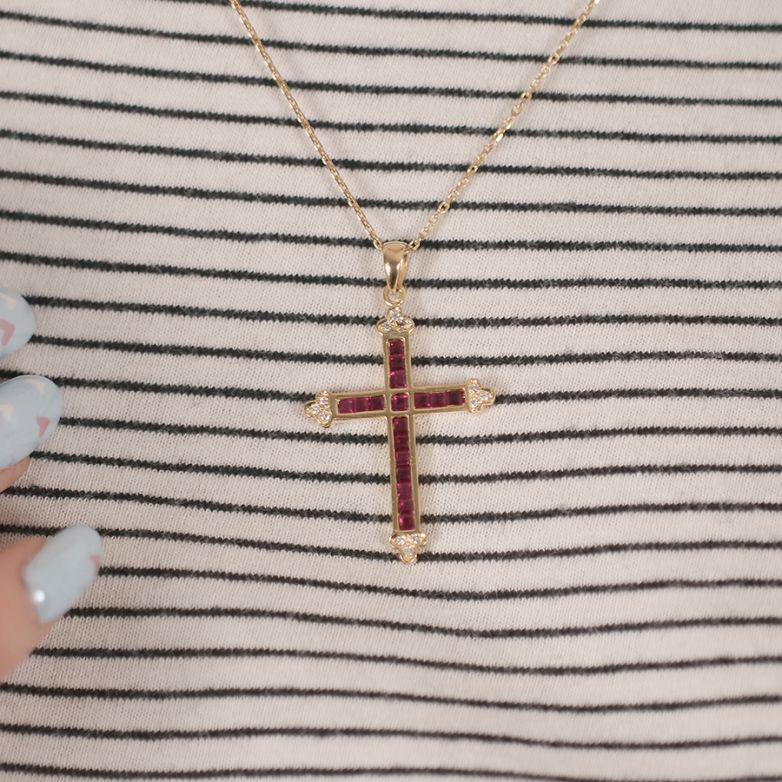 croix or jaune rubis et diamant(s) Rubis de synthèse