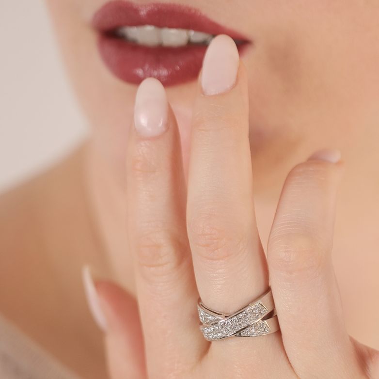 Bague or gris diamant (s) 