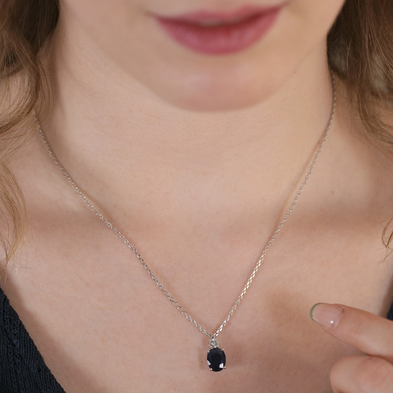 Collier saphir 2.91 carats...