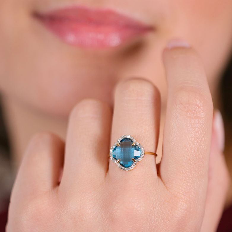 Bague or jaune diamant (s) signé Morgane Bello / Topaze