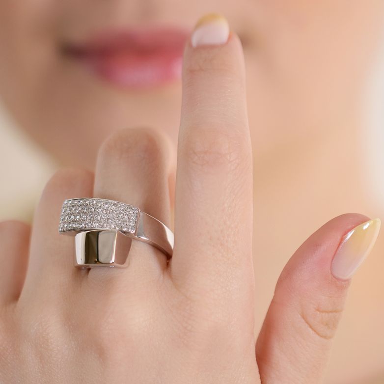 Bague or gris diamant (s) 