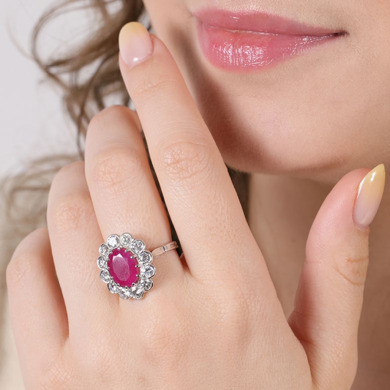 Bague or gris rubis et diamant(s) 