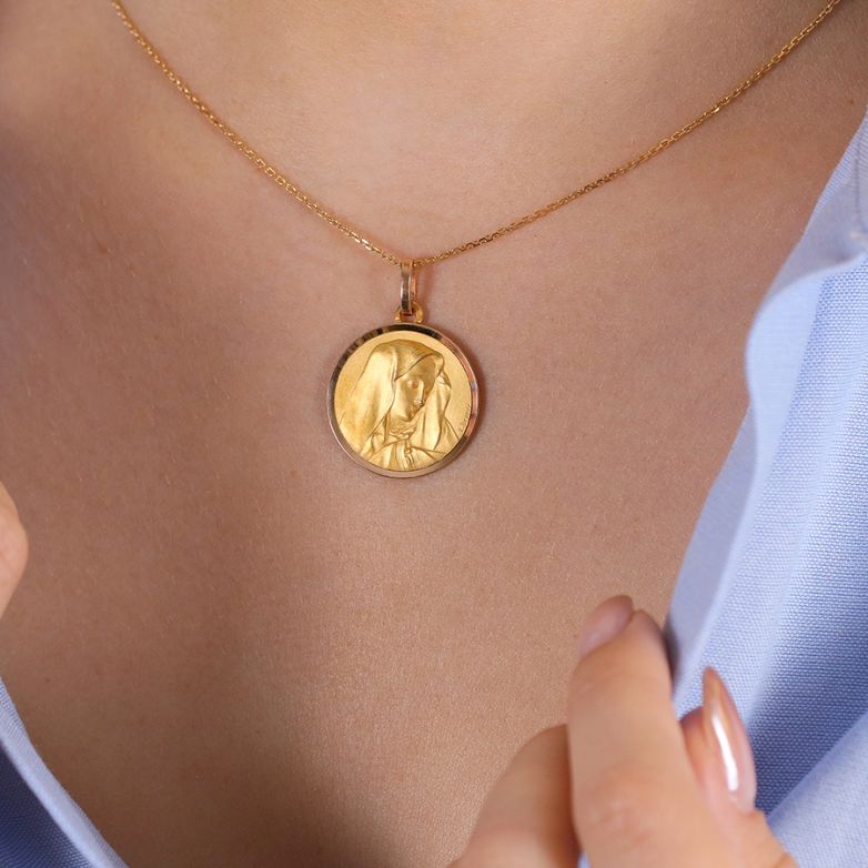 médaille or jaune 