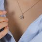 collier or gris rose de diamants 