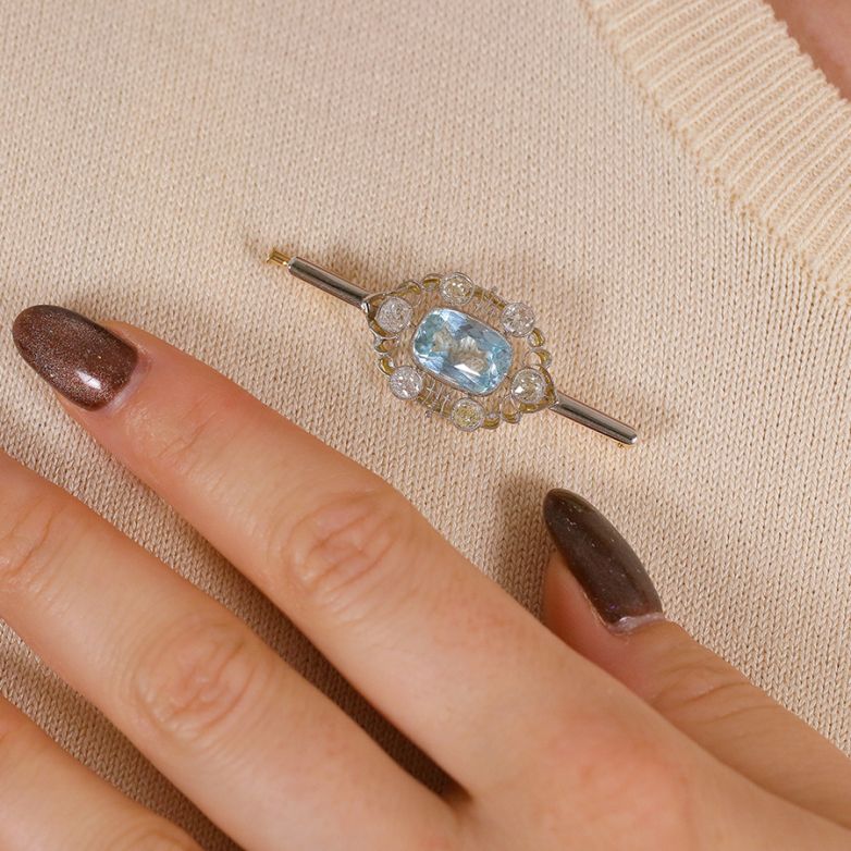 Broche or jaune diamant,P.fine aigue-marine et platine