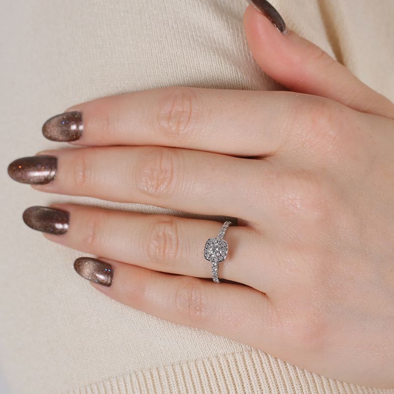Bague or gris diamant (s) 
