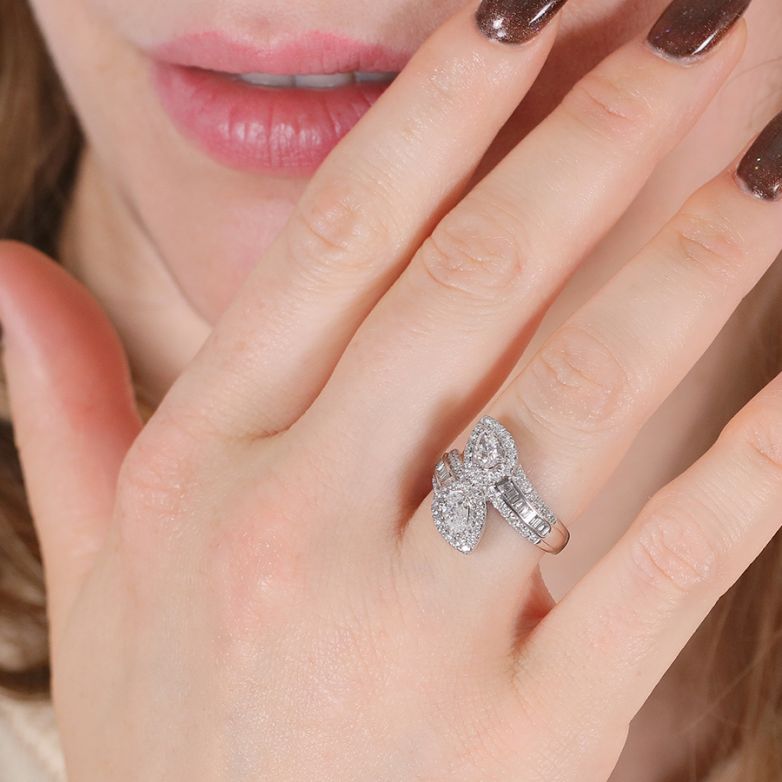 Bague or gris diamant (s) 