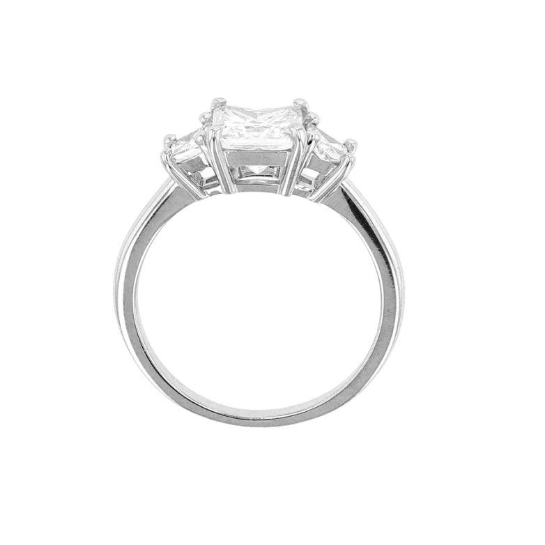 Bague or gris diamant (s) certifié