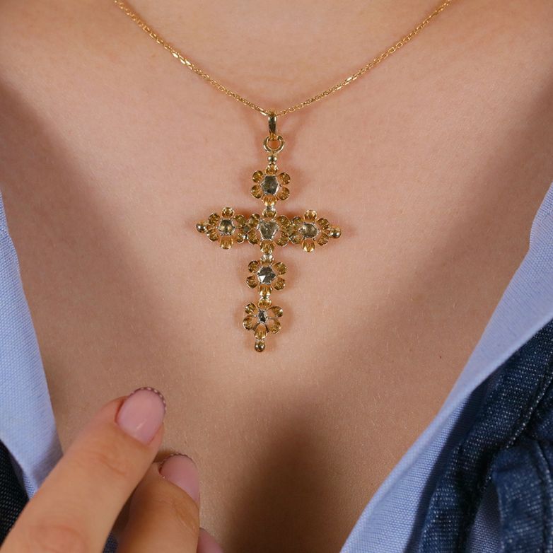 croix or jaune rose de diamants 