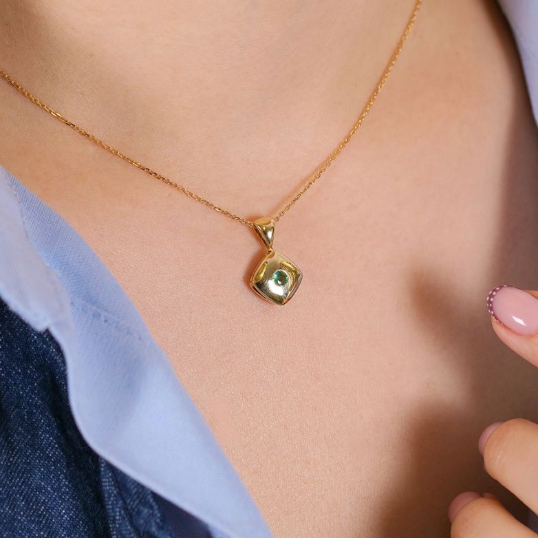 Pendentif or jaune Emeraude 
