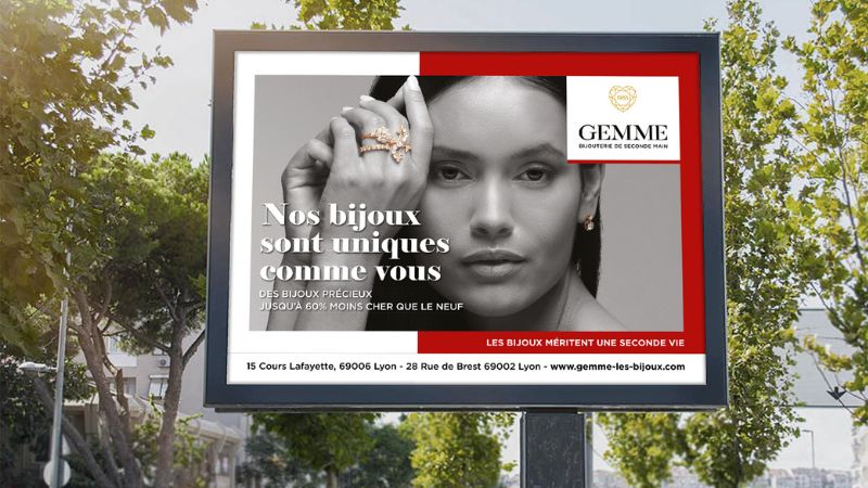 second-hand jewelry store